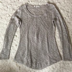 SUPER CUTE long sleeve detailed top